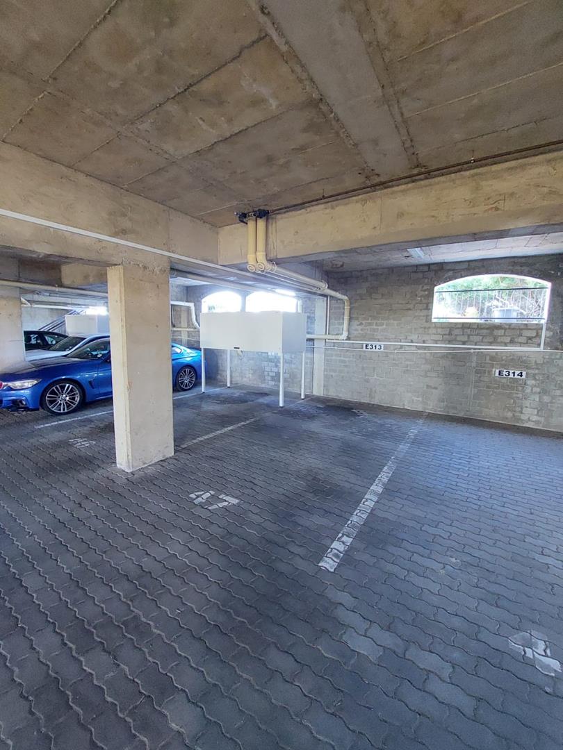 To Let 1 Bedroom Property for Rent in Royal Ascot Western Cape